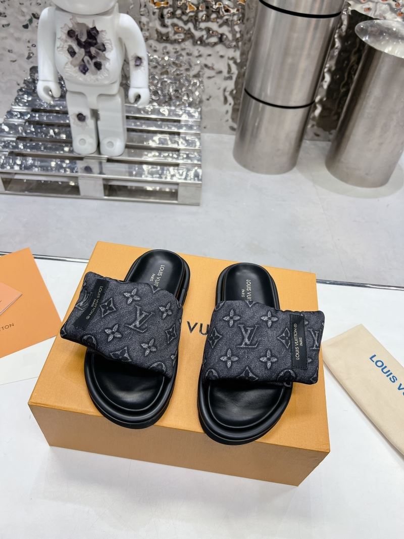 Louis Vuitton Slippers